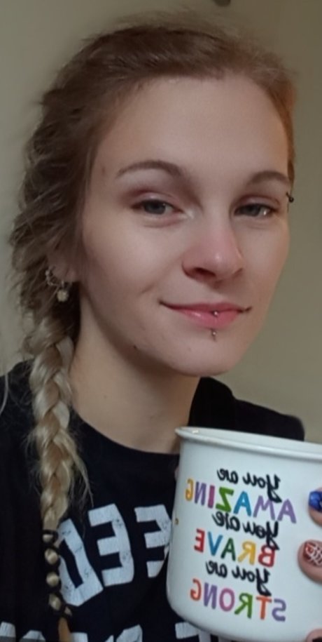 BritPheonix star pornographic photos