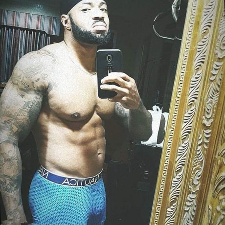 Pretty D ck McJoy_ sex star pics