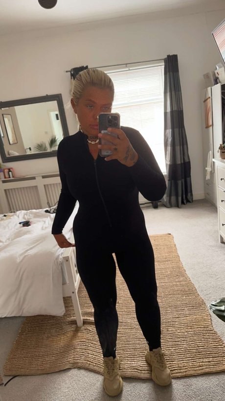 Indie h star sex pic