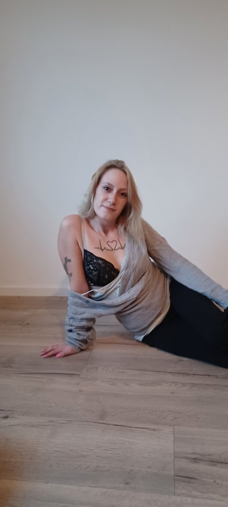 Missrealwitch hd model archive