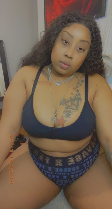 Moe the demon_ model free photos