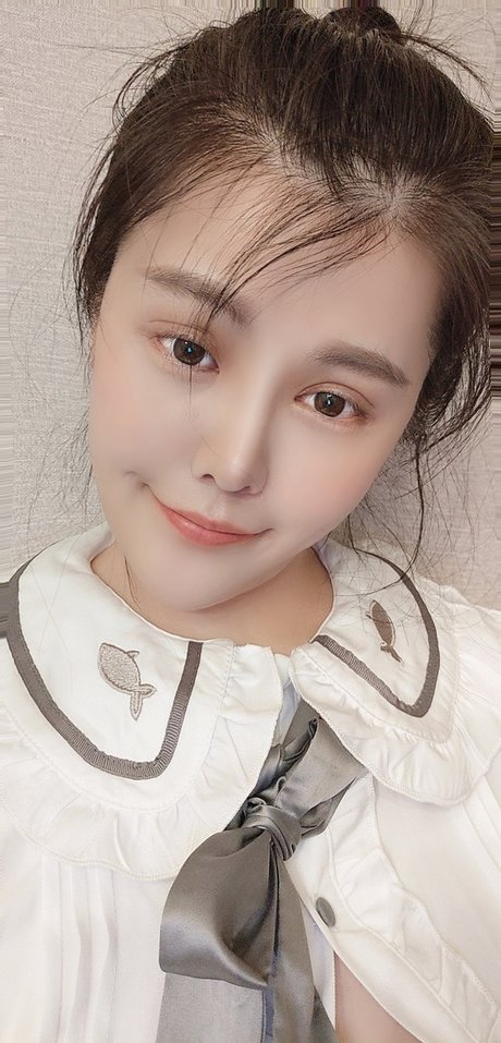 modelmeier star pornographic photos