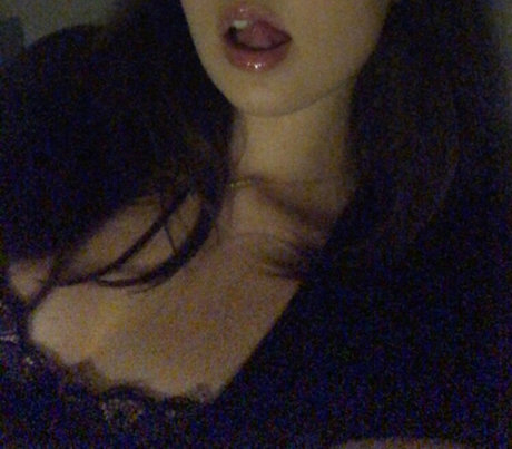 mochi_ model hot img