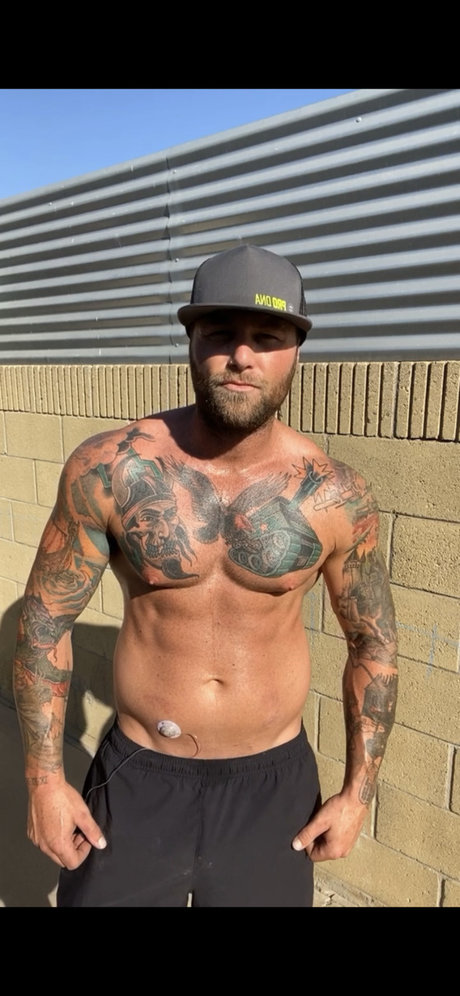 MmmthatMatt naked actress images