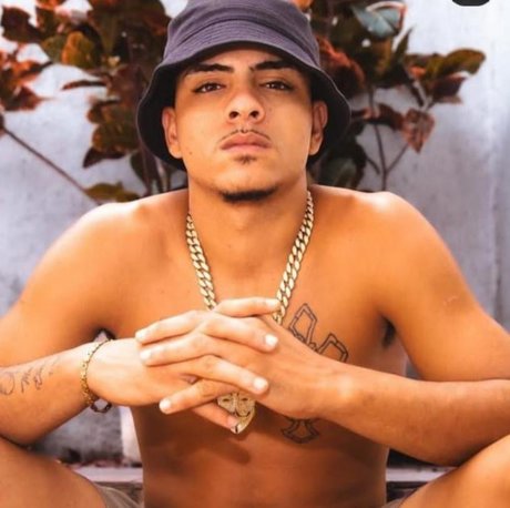 Mlk Edu nude pornstar photos