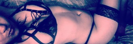 Mizzlolabankz star pornographic pic