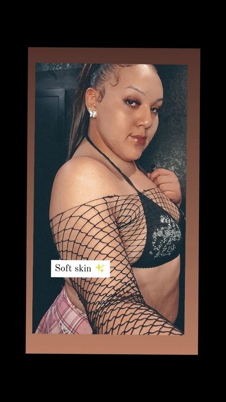 Miss Peaches_ adult star images