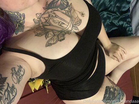 miz mandaaa pornstar high quality image