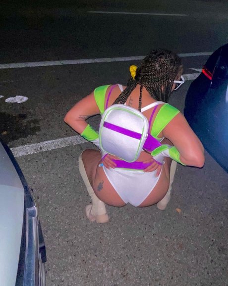 MissRed_ porn star images