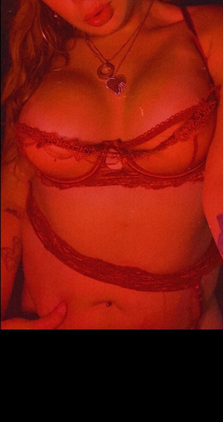 Mixed Trans Mami star high quality image