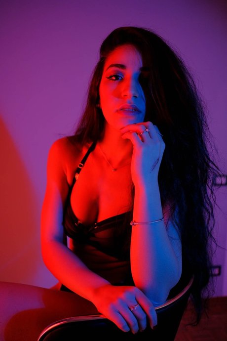 ILLARY star nude archive