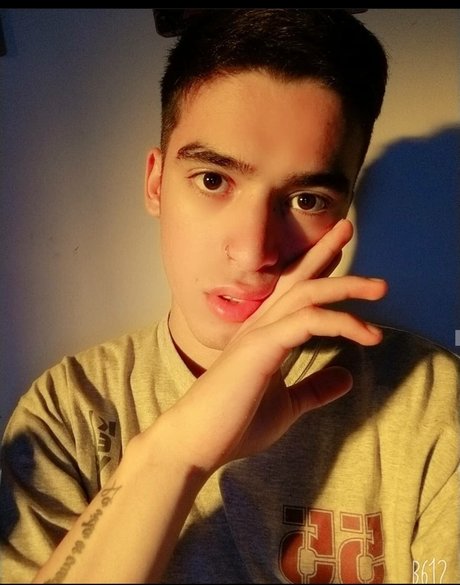 SavageBeauty model top img