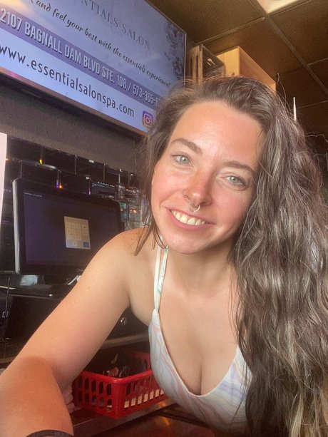 Misty Rayne free pornstar photos