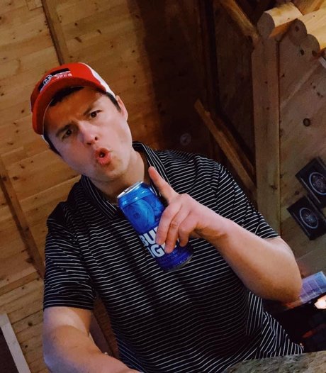 TNTJ star naked pictures