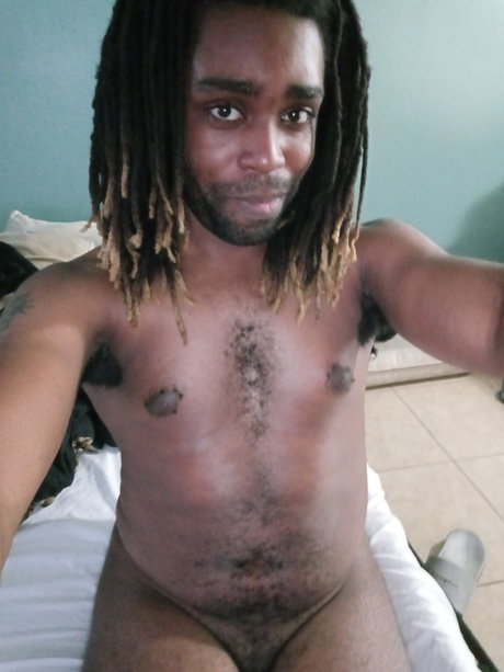 Dontae Hitachiin pornographic model photos