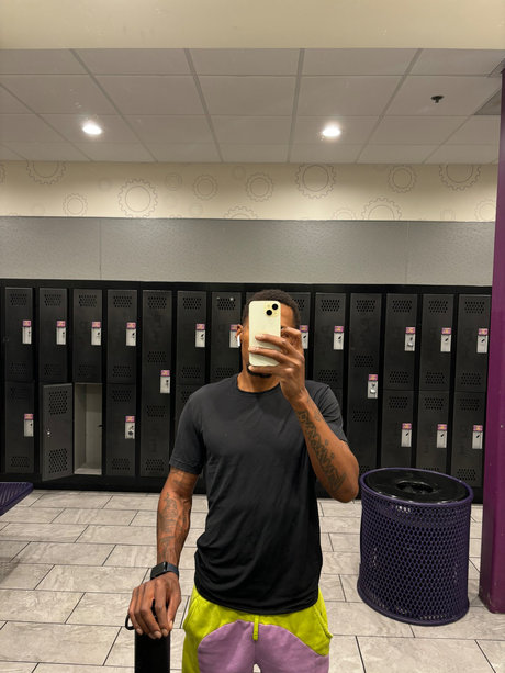 Beedy star porn pics