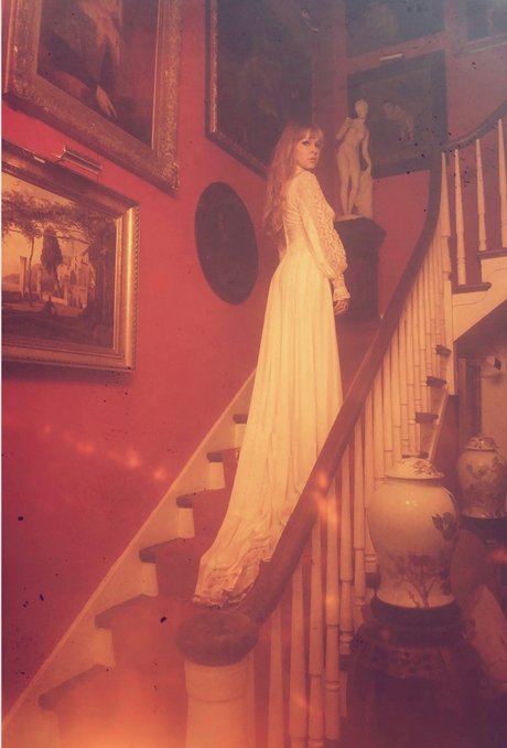 HorrorHoney star nice photos