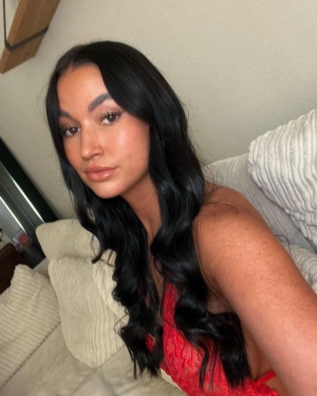 Jadey Mahar naked actress images