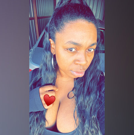 _Momma Bear The Goddess_ xxx actress picture