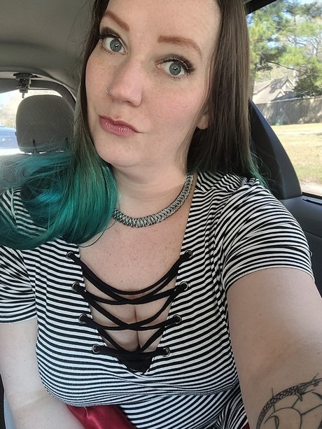 Molly Locke FREE nudes model img