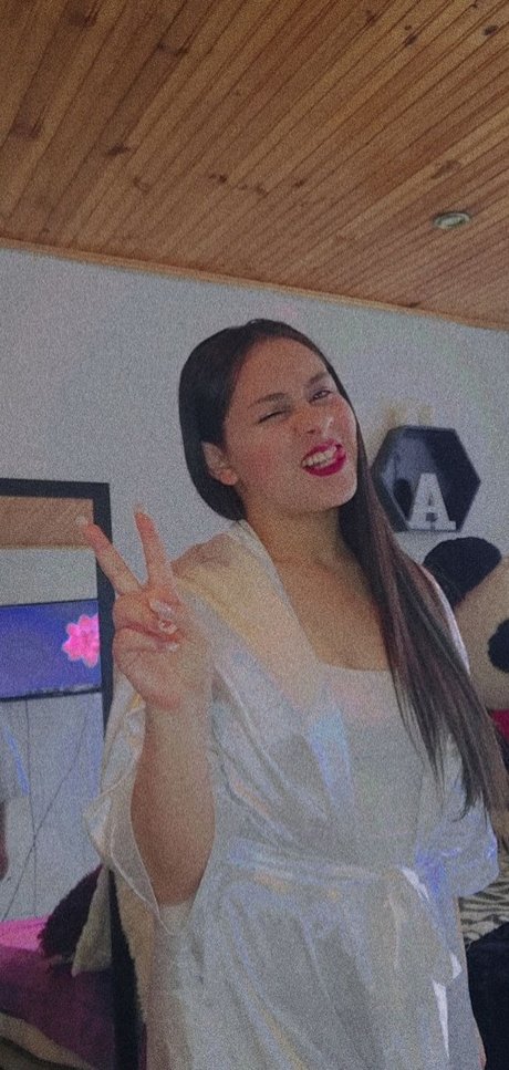 Fray model sexy pics