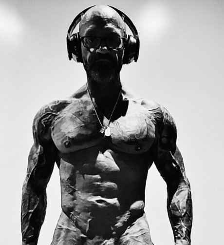 Romerro model nice img