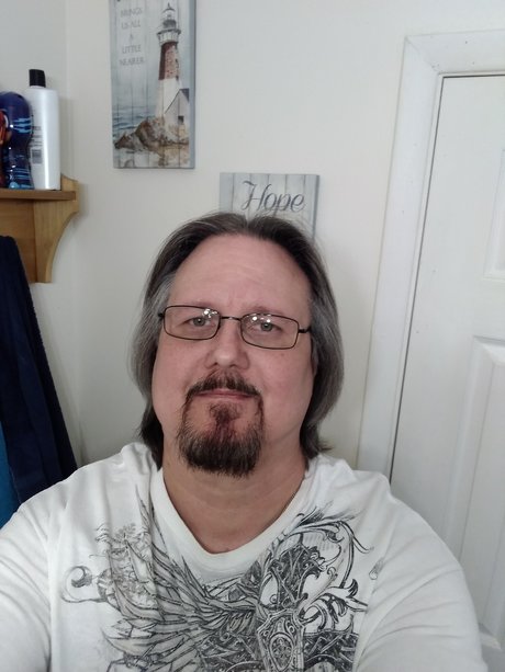 Dale Jones sexy star image