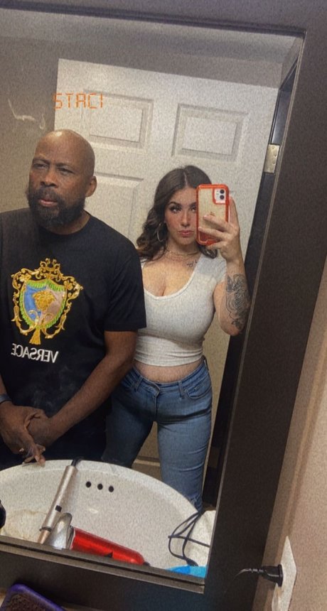 Anastacia amp amp The Mature Bull beautiful pornstar gallery