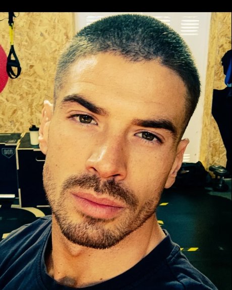 Mr Evans naked star gallery