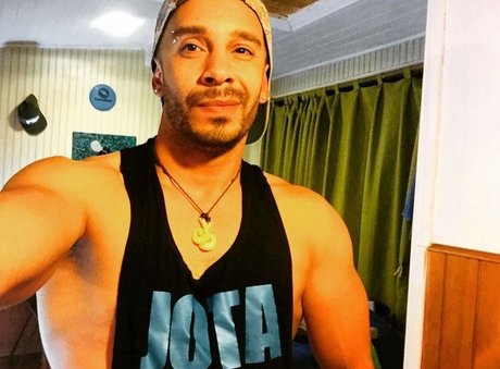 Mr TATO xxx model galleries