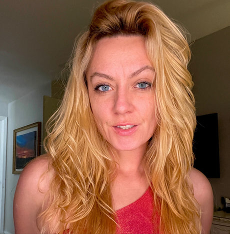 Alisha Dallas actress photos