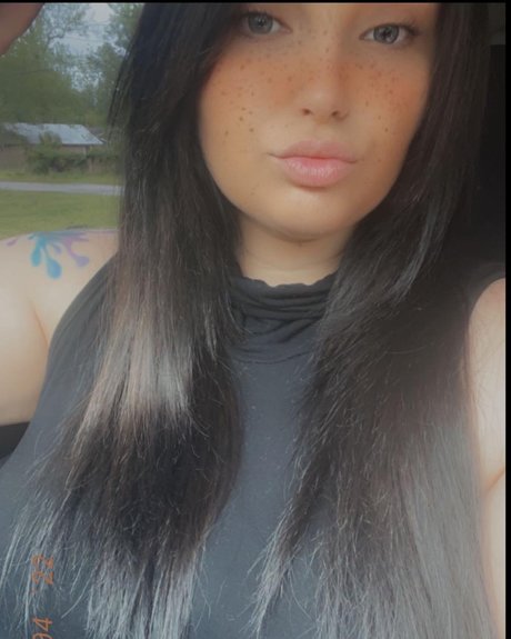 HoneyK xxx pornstar images