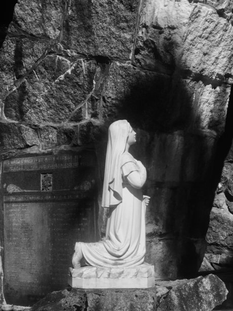 Ms Behaving Badly star pornographic img