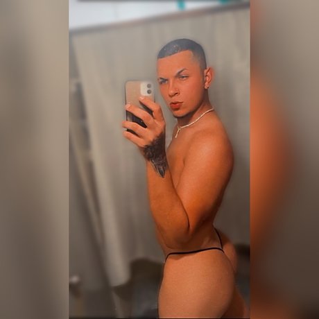 Tall boy_ star adult img