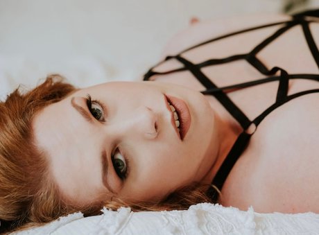 Laura Fox model nice photos