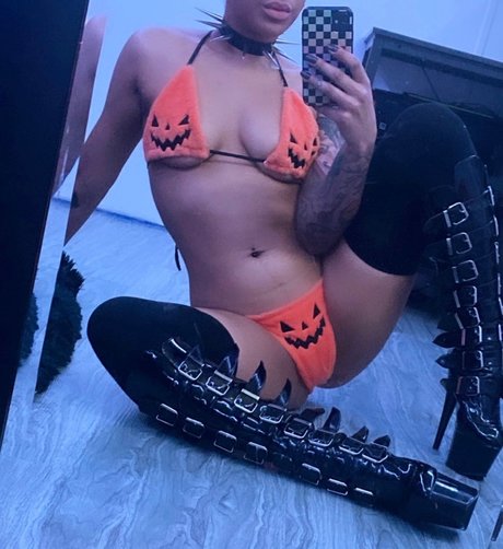 Drew_ naked pornstar pic