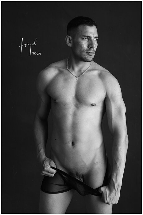 _Male Nude Photography_ model naked galleries