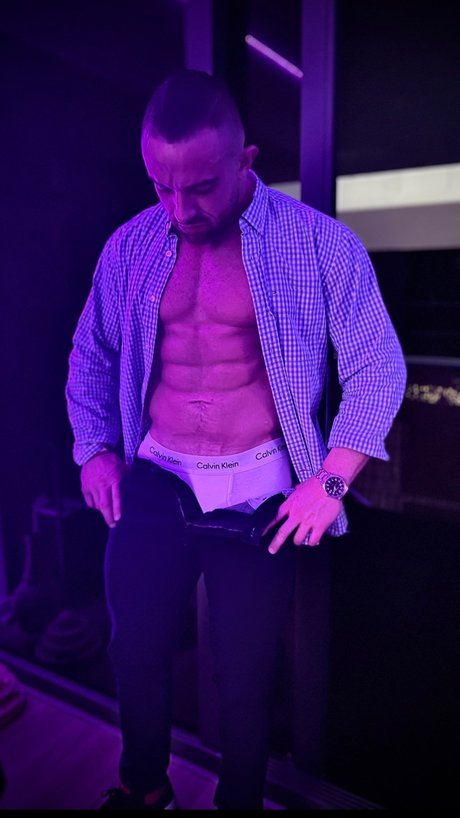 Hard model nude gallery