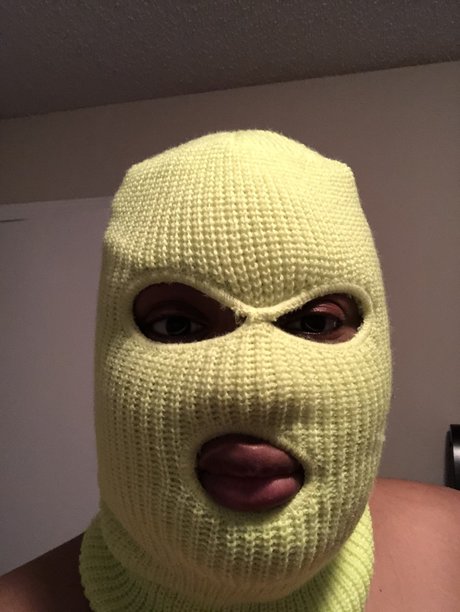 Kesha model hot picture