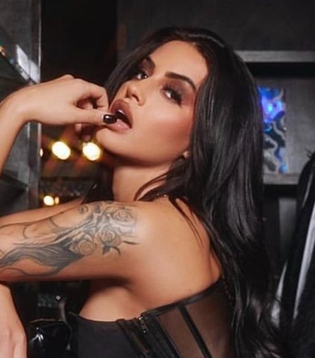 Duda Castro_ sexy star photo