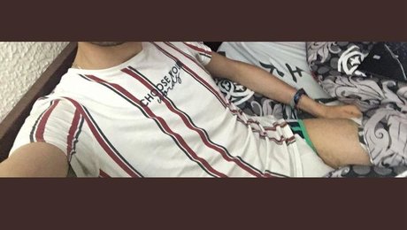 Harold model perfect pics