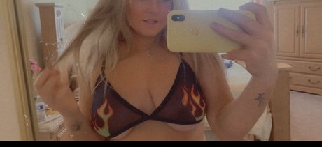 Flora Mae_ pretty star gallery