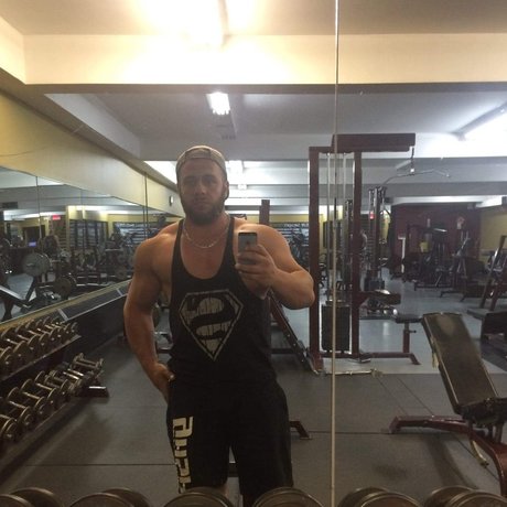 EvilDad model xxx picture