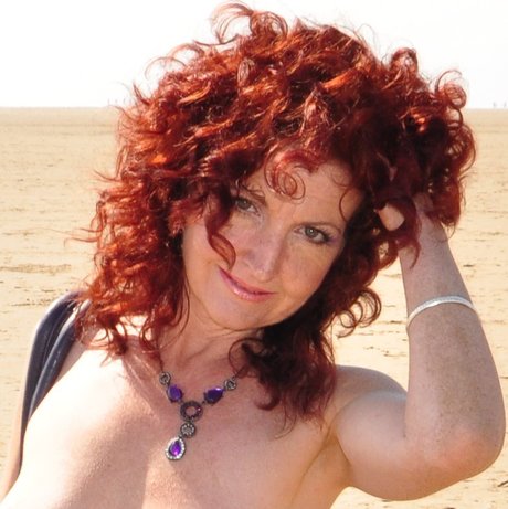 Elissa Honey pornstar adult galleries