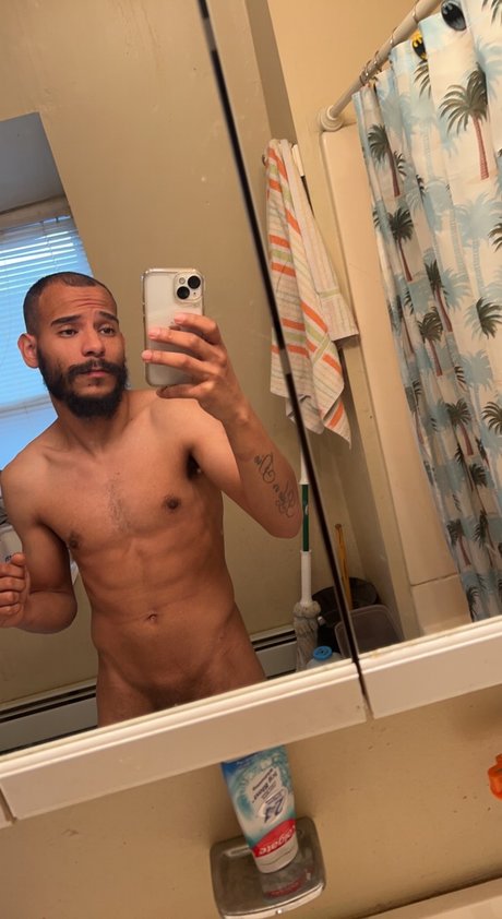 MrniceXD high quality model image