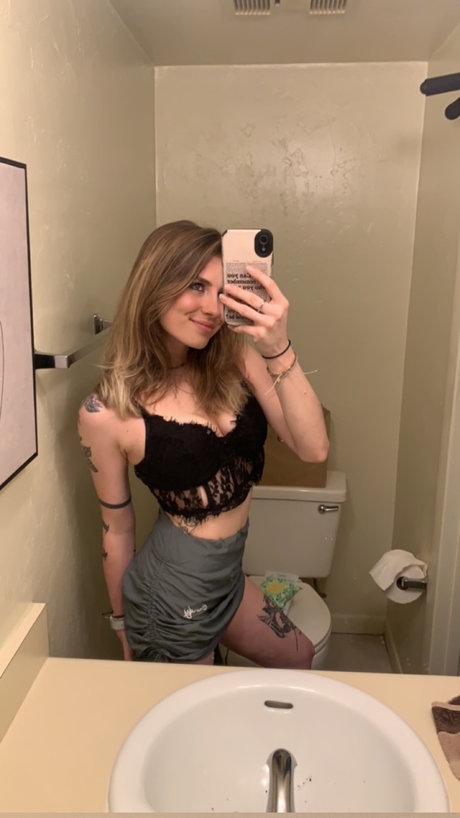 Jenna Kiezer nice actress galleries