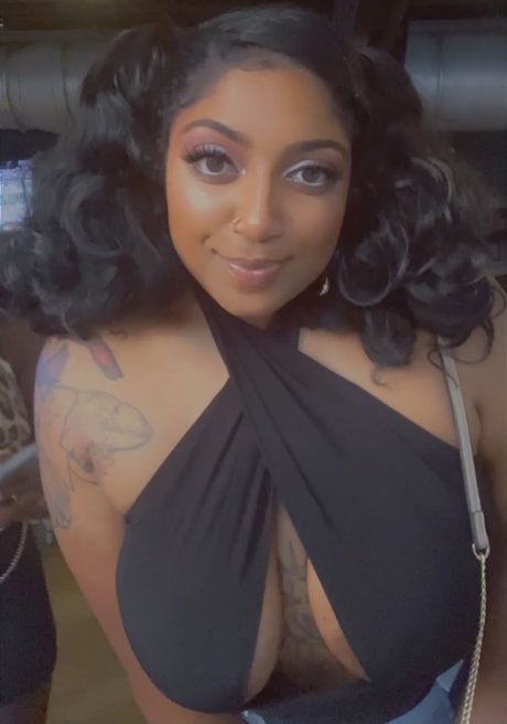 Honey Bacard_ nude model pictures