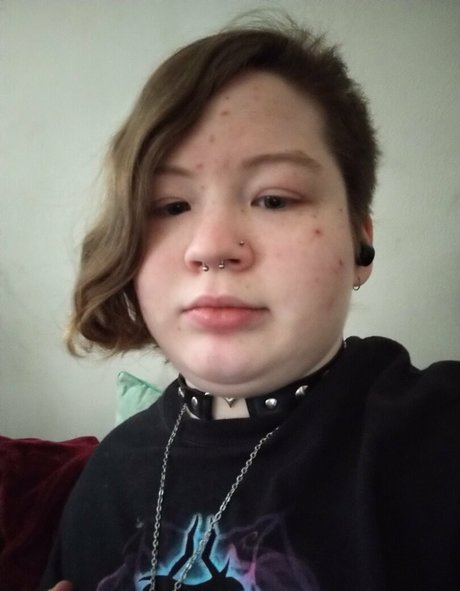 viviancat2021 naked model pic