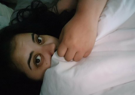 adriivy nudes model images