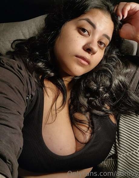 adriivy pretty star photo